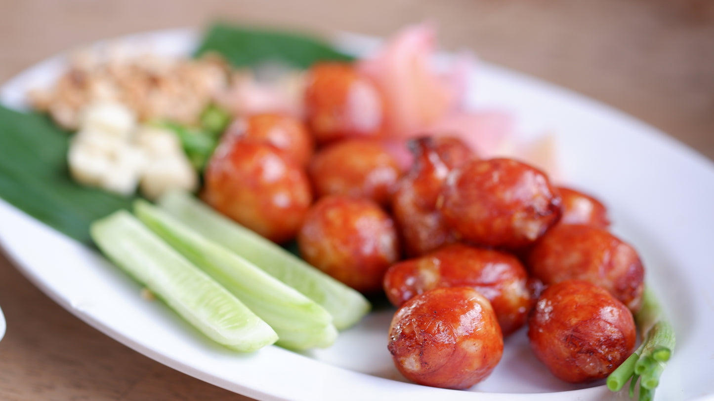 SKHONKAEN THAI E-SAAN SAUSAGES 360G X 12 PCS CASE SKHONKAEN 冷凍泰式香腸 360G X 12 件包 原箱 0226C