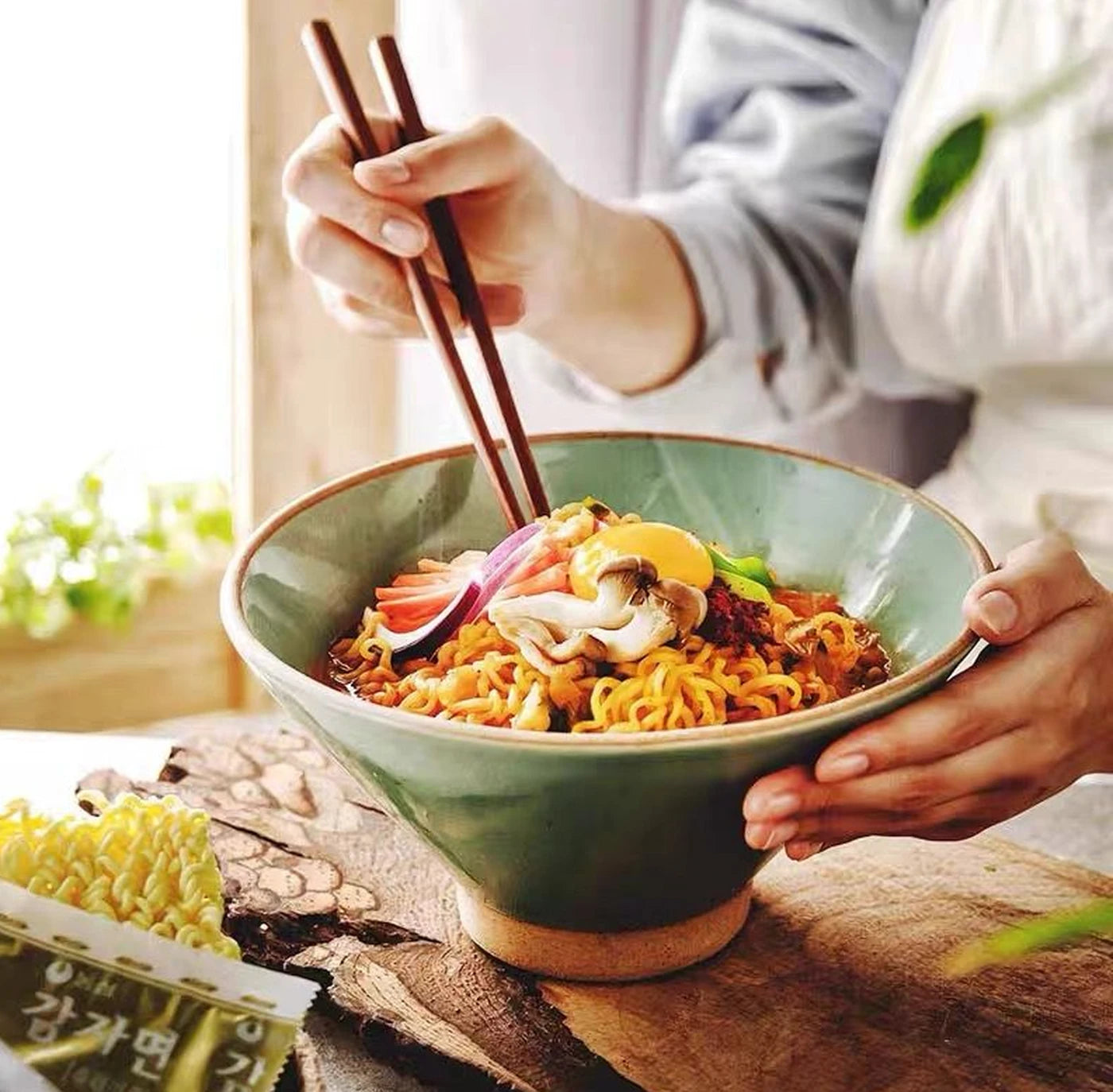 NONGSHIM POTATO NOODLE SOUP 100G 農心 薯仔拉麵 100G 1806
