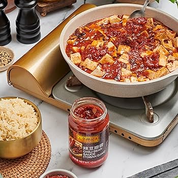 LEE KUM KEE CHILLI BEAN SAUCE 368G X 12 PCS CASE 李錦記 辣豆瓣醬 368G X 12 件 原箱 0210C